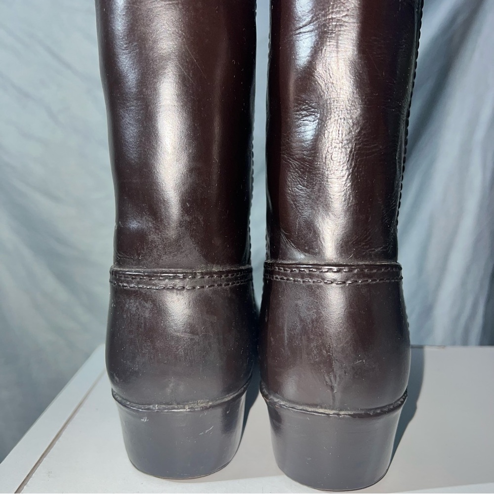 Weatherproof Women’s Heeled Boots - Picture 7 of 10